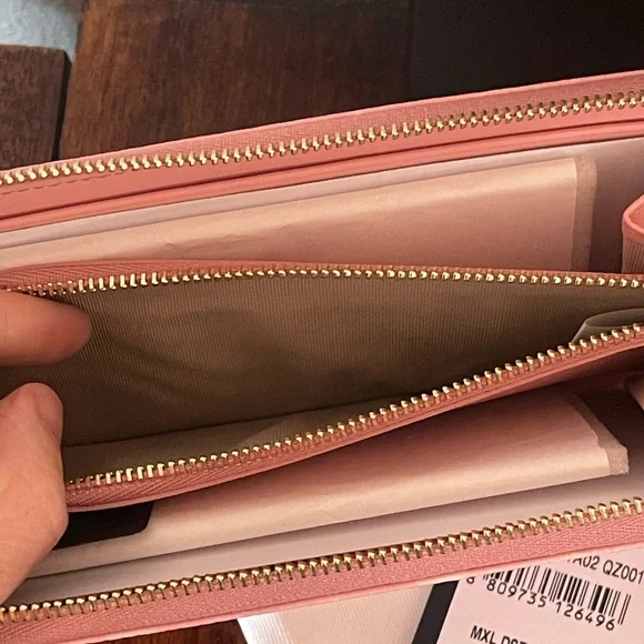 MCM Pink Leather Wallet - Picture 4 of 4